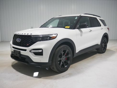 Certified 2022 Ford Explorer ST w/ Equipment Group 401A image 1