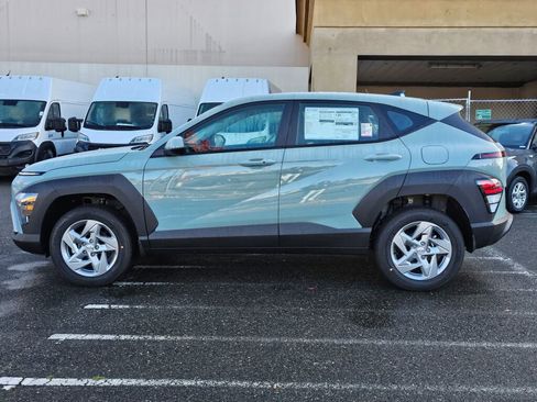 New 2026 Hyundai Kona SE image 4