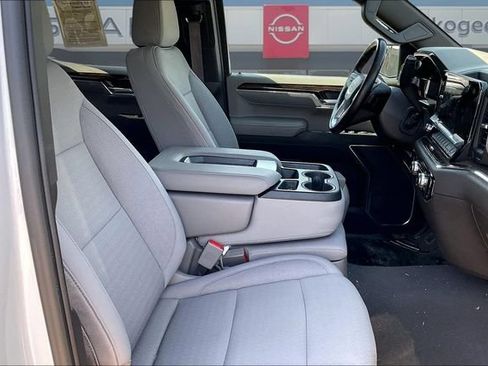 Used 2024 GMC Sierra 1500 SLE RWD image 28