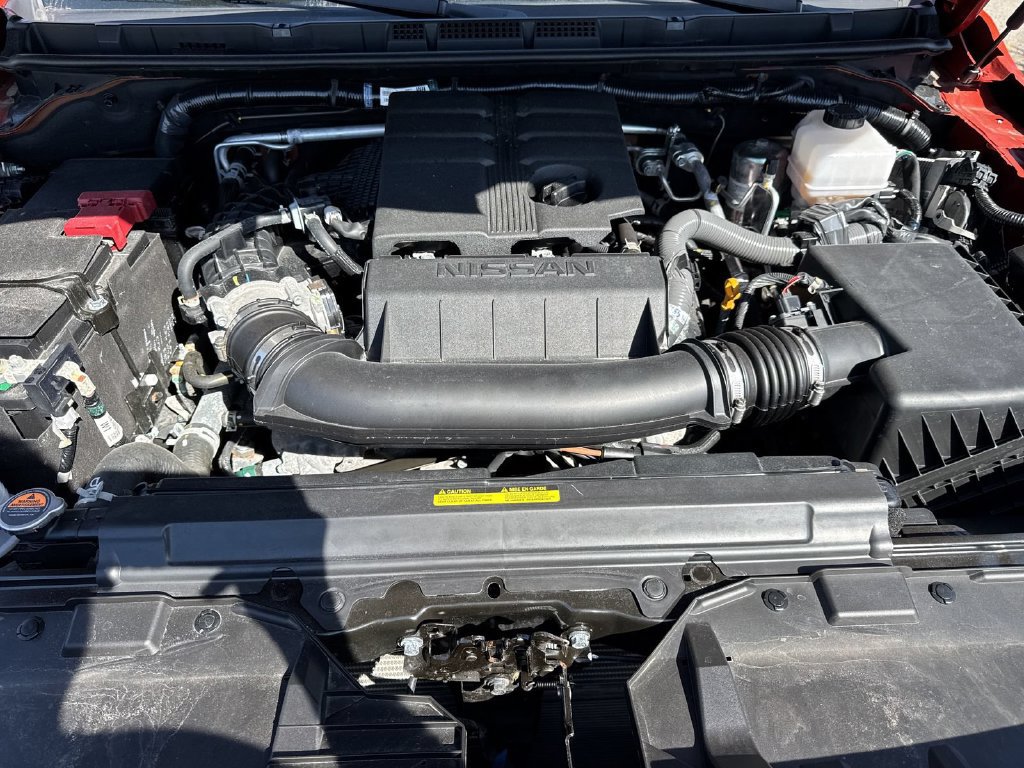 Certified 2025 Nissan Frontier PRO-4X w/ Pro Premium Package AWD/4WD image 23