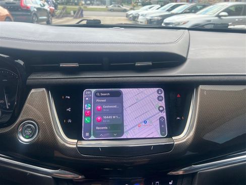 Used 2021 Cadillac XT6 Premium Luxury w/ Platinum Package AWD/4WD image 25