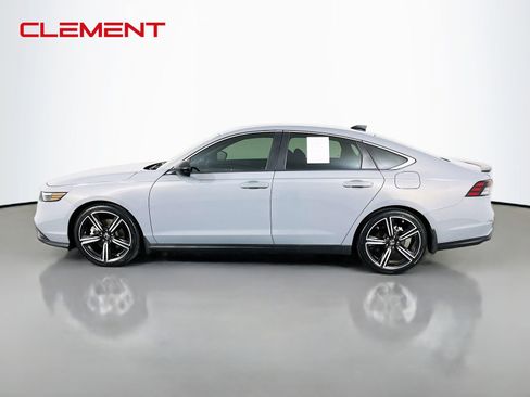 Used 2024 Honda Accord Sport image 5