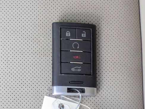 Used 2013 Cadillac XTS Luxury w/ Driver Awareness Package image 29