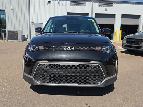 Certified 2025 Kia Soul LX FWD image 2