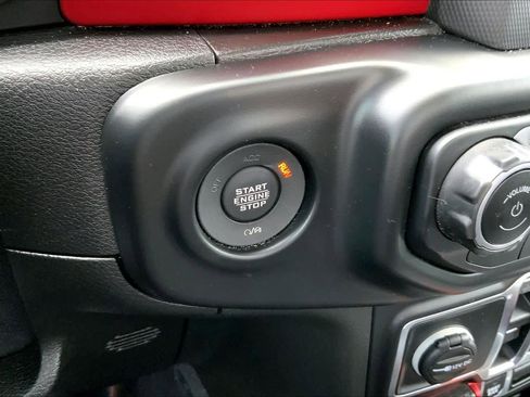 Used 2021 Jeep Gladiator Rubicon w/ LED Lighting Group AWD/4WD image 34