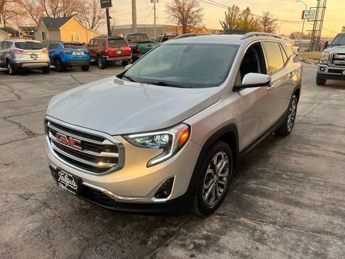 Used 2018 GMC Terrain SLT w/ Preferred Package image 4