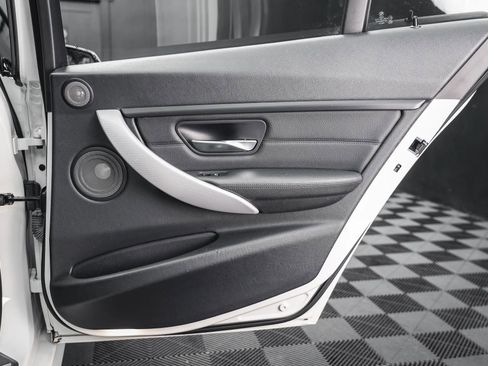 Used 2014 BMW 335i xDrive Sedan AWD/4WD image 45