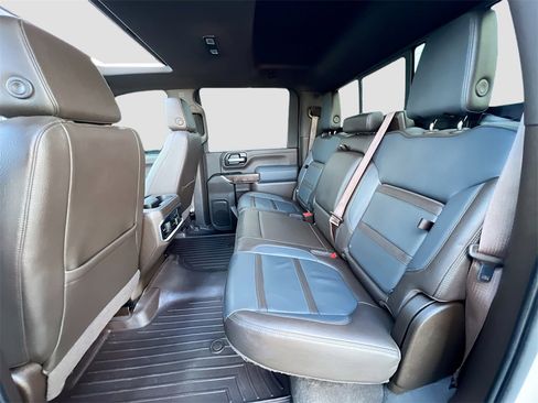 Used 2021 GMC Sierra 2500 Denali w/ Denali Ultimate Package image 26