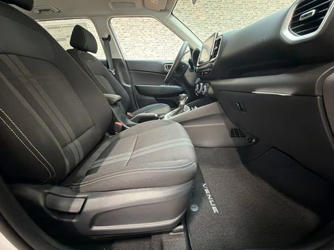 New 2026 Hyundai Venue SEL FWD image 12