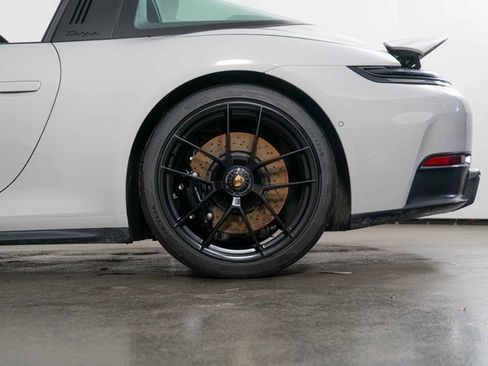 Used 2025 Porsche 911 Targa 4 GTS image 13