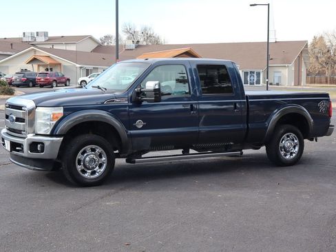 Used 2015 Ford F250 Lariat w/ Lariat Ultimate Package image 10