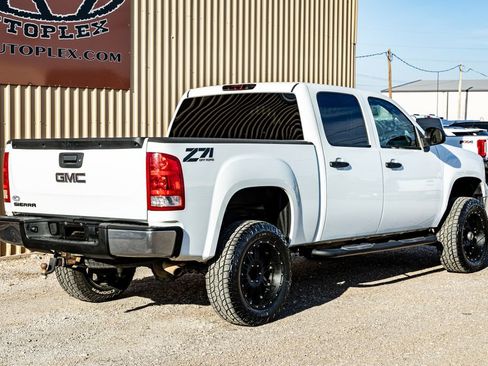 Used 2010 GMC Sierra 1500 SLE w/ Power Pack Plus image 4