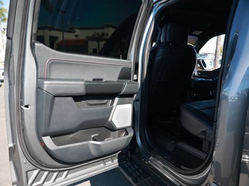 Used 2025 Ford F150 Raptor AWD/4WD image 36