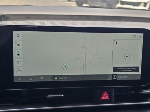 New 2027 Kia Carnival LX FWD image 10