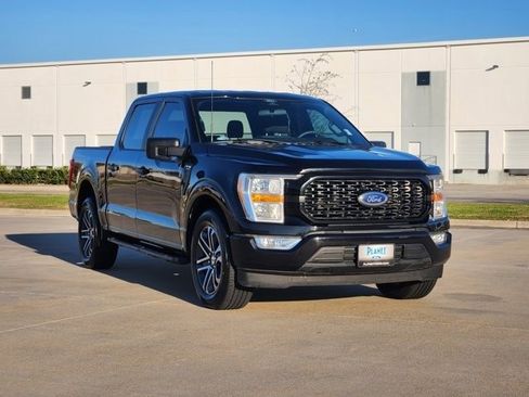 Certified 2022 Ford F150 XL w/ STX Appearance Package image 3