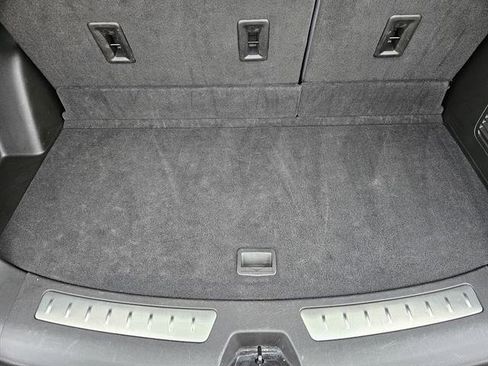 Used 2024 Buick Enclave Premium image 21