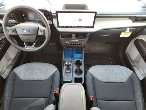 New 2025 Ford Maverick XLT image 21