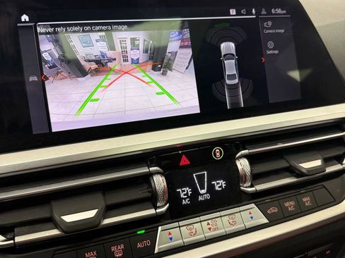 Used 2022 BMW 330i Sedan w/ Driving Assistance Package image 23