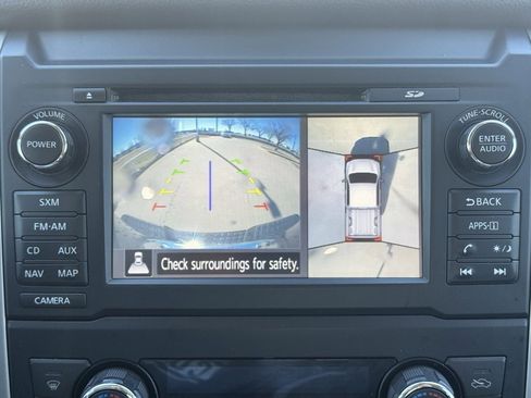 Used 2018 Nissan Titan PRO-4X w/ Pro-4x Convenience Package image 10