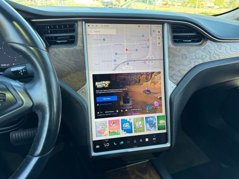 Used 2018 Tesla Model S 100D image 13