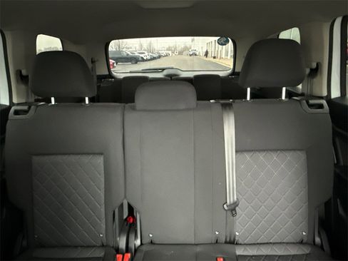 Used 2021 Volkswagen Atlas S image 17