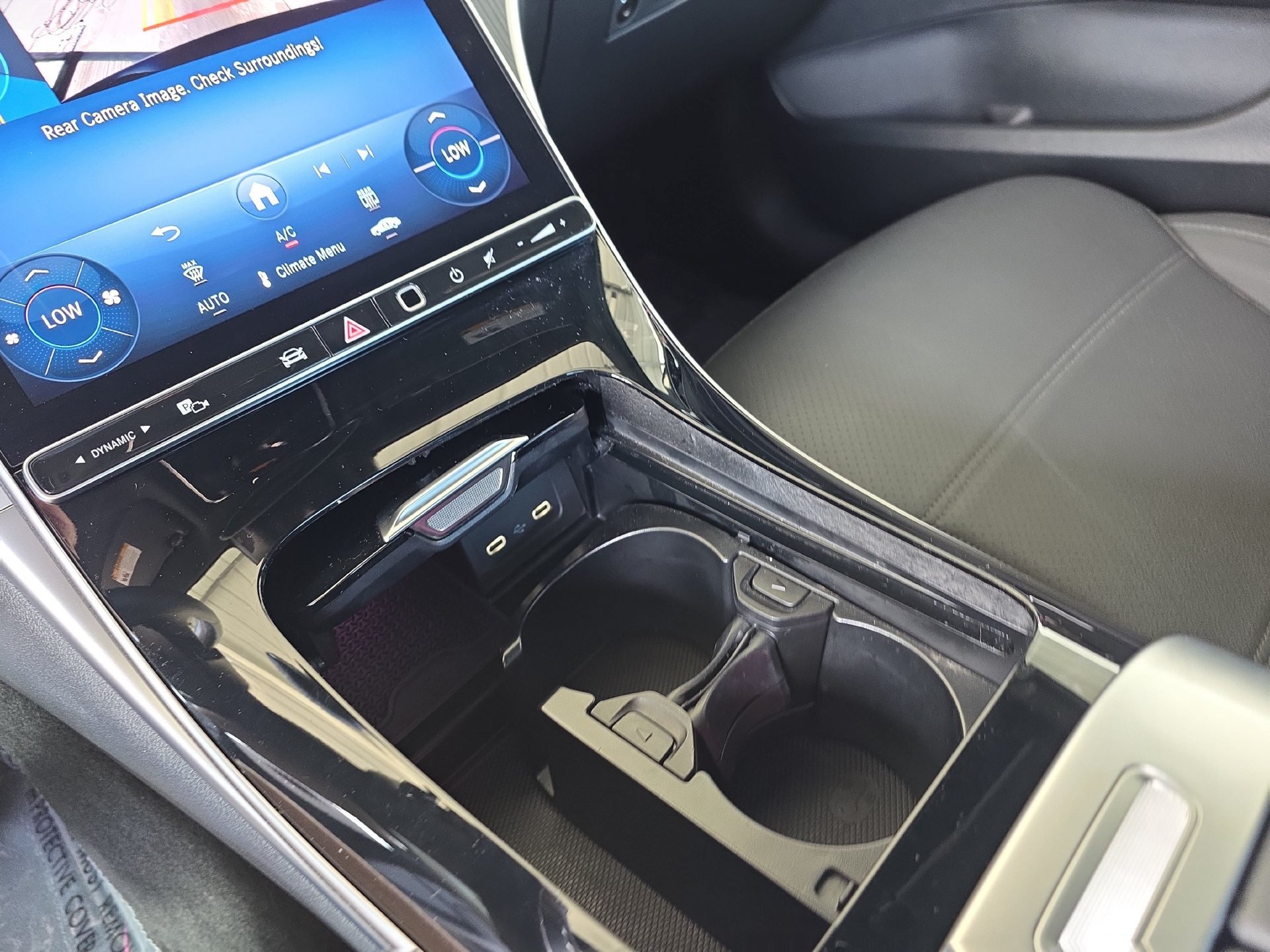 Certified 2025 Mercedes-Benz C 300 Sedan image 25
