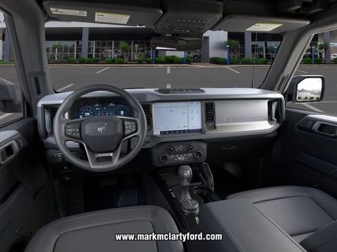 New 2026 Ford Bronco Big Bend w/ Black Diamond Package AWD/4WD image 9