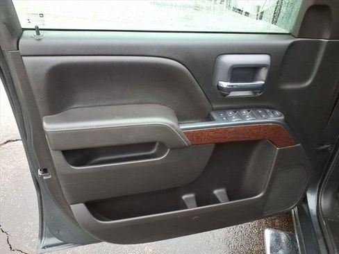 Used 2018 GMC Sierra 1500 SLE w/ SLE Value Package image 25