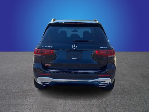 Used 2023 Mercedes-Benz GLB 250 4MATIC image 5