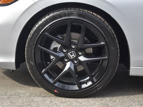 Used 2026 Honda Civic Sport image 11