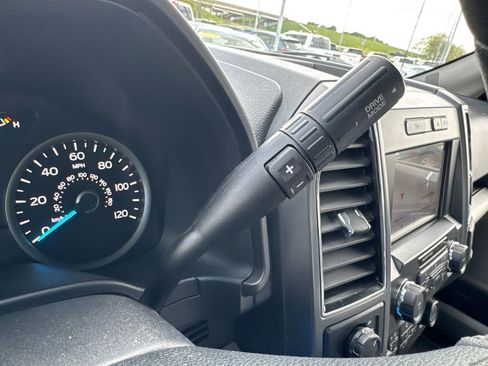 Used 2019 Ford F150 XLT w/ Equipment Group 302A Luxury AWD/4WD image 26