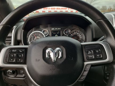 Used 2022 RAM 2500 Big Horn image 23