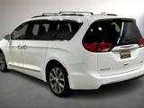 Used 2020 Chrysler Pacifica Limited w/ Tire & Wheel Group image 4