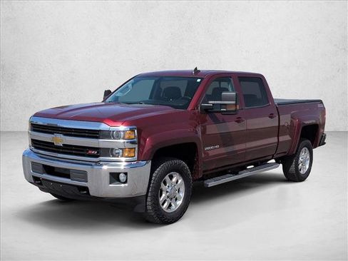 Used 2015 Chevrolet Silverado 2500 LT AWD/4WD image 4