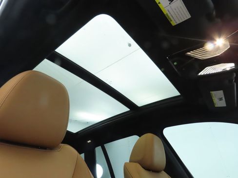 Certified 2023 BMW X3 xDrive30i w/ Premium Package image 20