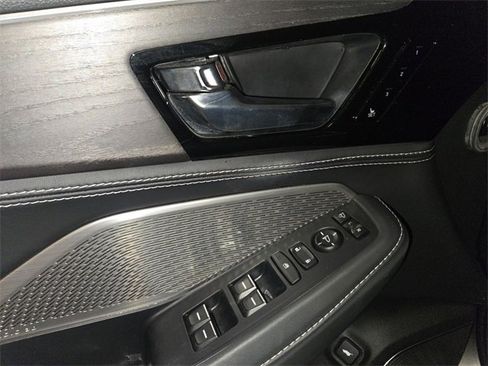 Certified 2023 Acura MDX SH-AWD w/ Advance Package image 13