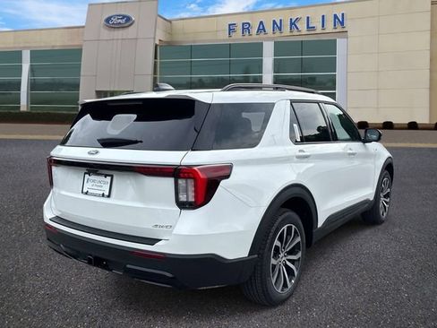 New 2026 Ford Explorer ST-Line AWD/4WD image 7