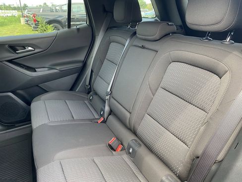 New 2025 Chevrolet Equinox LT image 22