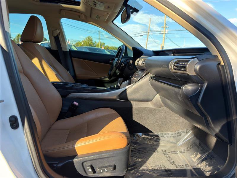 Used 2016 Lexus IS 200t RWD image 28