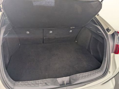 Used 2019 Toyota C-HR LE FWD image 24
