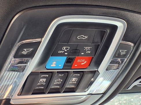 Used 2024 RAM 3500 Limited image 14