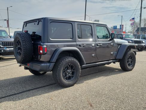 Used 2025 Jeep Wrangler Unlimited Sport S 4xe AWD/4WD image 4