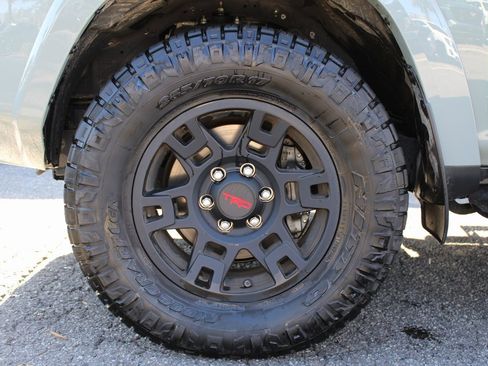 Used 2023 Toyota 4Runner TRD Off-Road Premium image 10