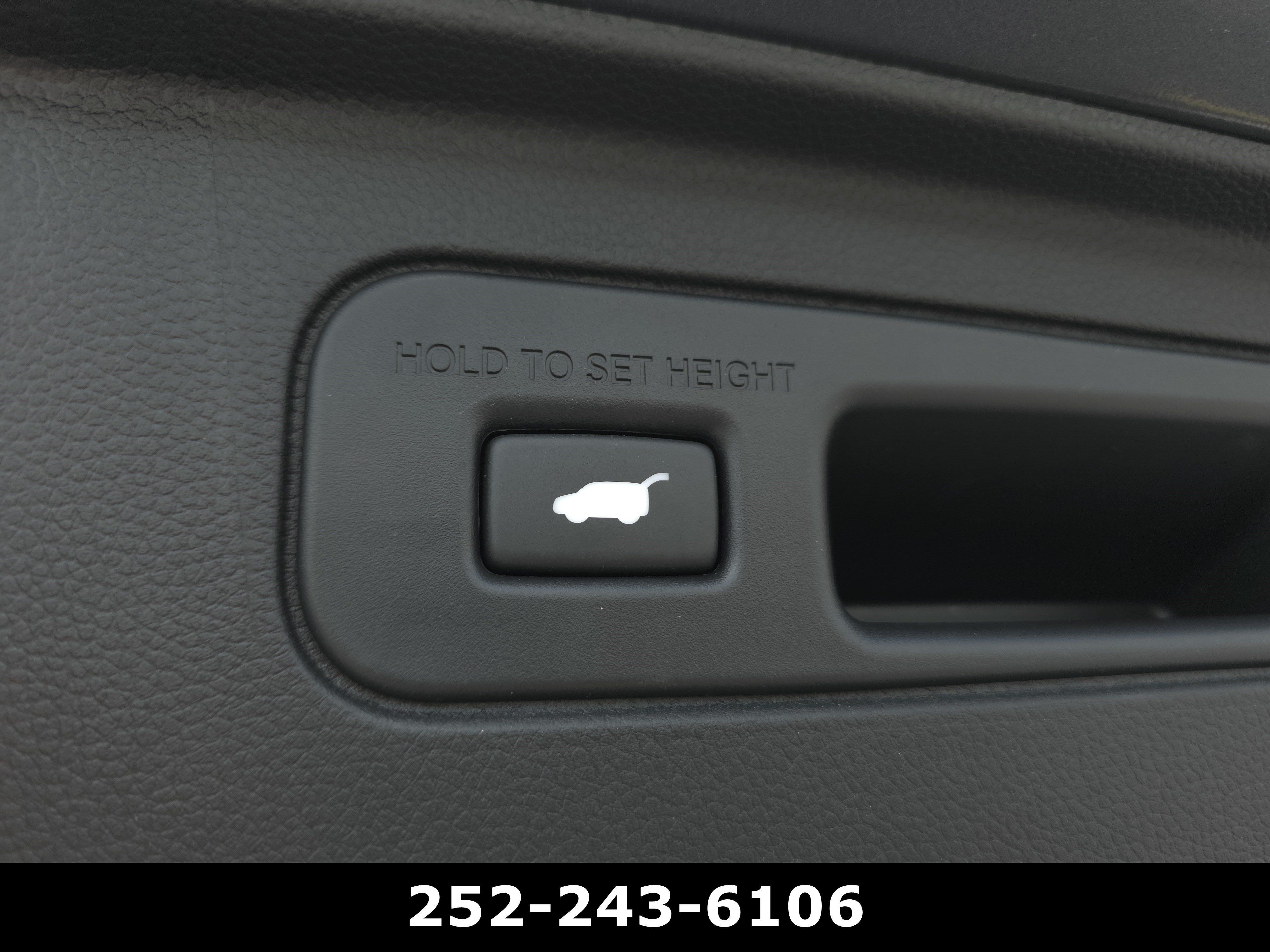 Used 2025 Honda Pilot Touring image 33