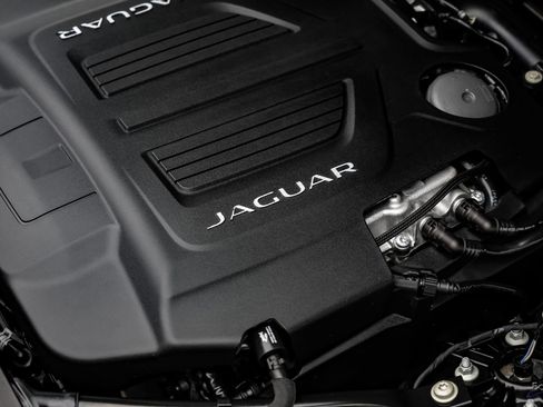 Used 2021 Jaguar F-TYPE R-Dynamic AWD/4WD image 94