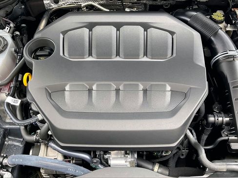 Certified 2023 Volkswagen GTI SE FWD image 31