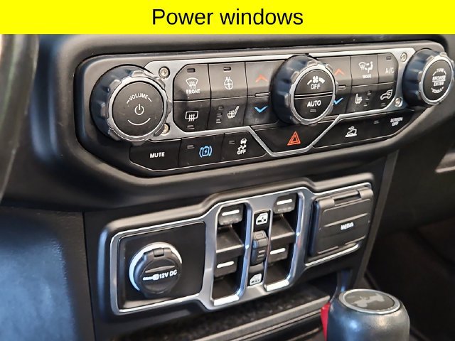 Used 2023 Jeep Wrangler Unlimited Sahara w/ Cold Weather Group AWD/4WD image 16
