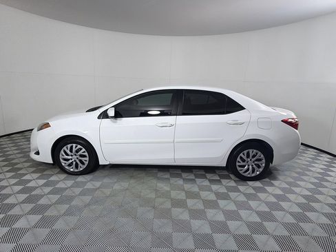 Used 2018 Toyota Corolla LE FWD image 8