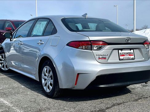 Used 2024 Toyota Corolla LE image 11