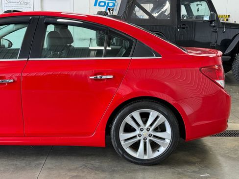 Used 2015 Chevrolet Cruze LTZ w/ Sun, Sound and Sport Package FWD image 40